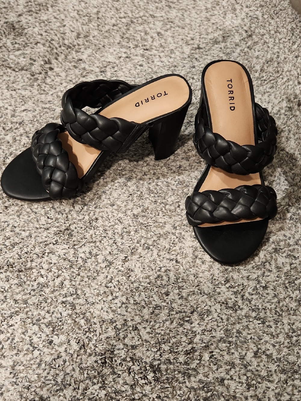 Torrid Black Braided Block Heel Sandals 9.5WW